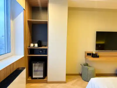 Resident Abay - 58