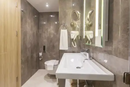 Woovo Phuket Patong - 12