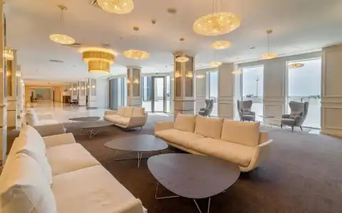 The Grand Gloria - 18