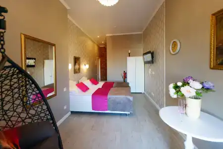 Art Nuvo Palace - 83