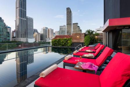 RakYim Siam Sukhumvit 15 - 19