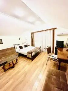 British House - 30