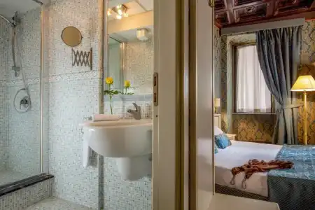 Residenza Canova Tadolini Luxury Rooms & Suites - 27