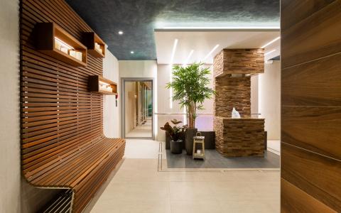 Hampton By Hilton - 5