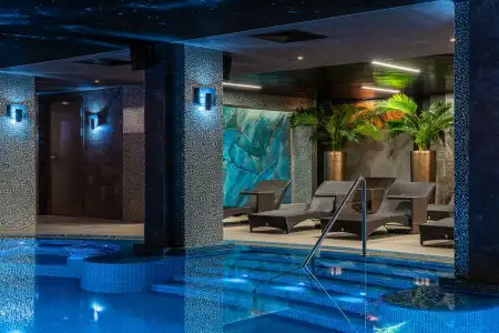 Kravt Nevsky & Spa - 6