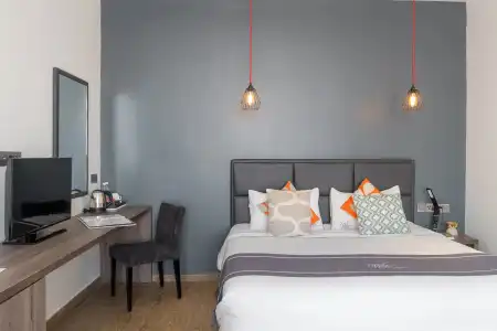 White Boutique and Residences - 24
