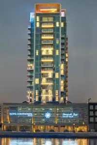 Royal Continental Suites Business Bay - Deluxe Apartments - 14