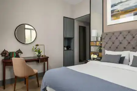 Chekhoff Moscow Curio Collection by Hilton - 72