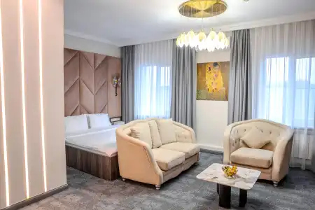 INFINITY PLAZA BLOCK 1 - 33
