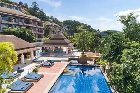Avani Ao Nang Cliff Krabi Resort - 1