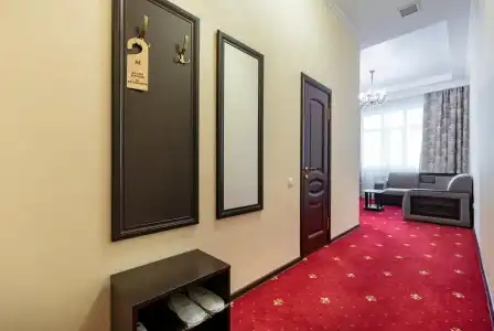 Roomp Mano - 104