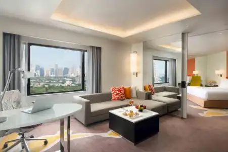 Crowne Plaza BANGKOK LUMPINI PARK by IHG - 10