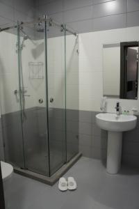 B&B Centre - 118