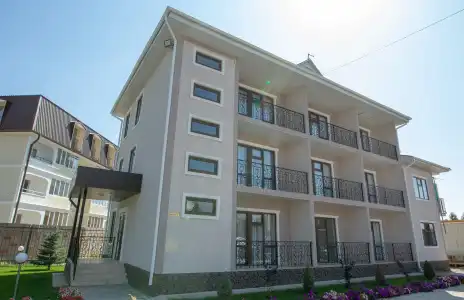 OloloFamily Butik-Hotel - 3