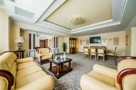 Hotel - 53