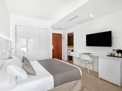 THB El Cid - Adults Only - 37