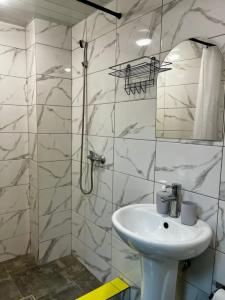 Samsonov Mini-on Stachek Avenue - 91