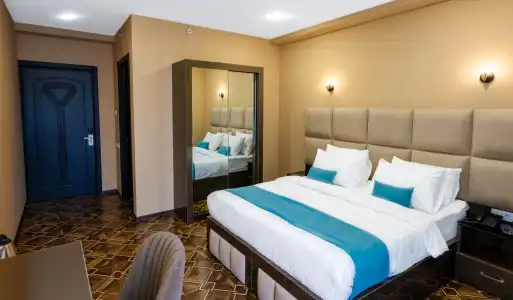 Residence Plaza - 57