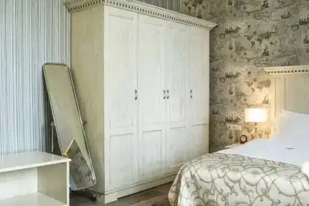 Gloria Business - 135