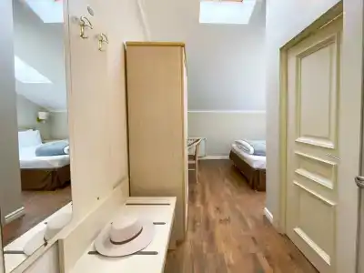 Business - Vremena Goda Taganskaya - 82