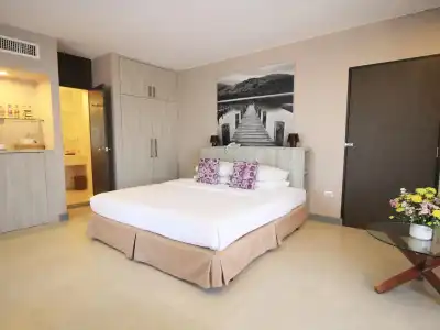 Tropicana Pattaya - 8