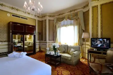 Windsor Palace Luxury Heritage since 1906 by Paradise Inn Group - 12