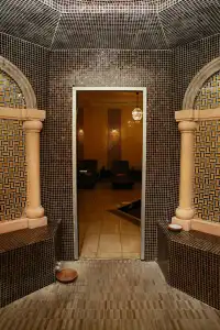 Golden Palace - 4