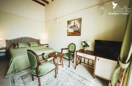 Sofia Boutique 9 - 5