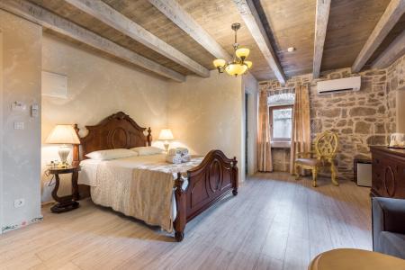 Heritage Palace Varos - Mag Quaint & Elegant Boutiques - 113