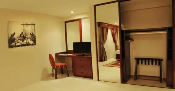 Al Liwan Suites - 71