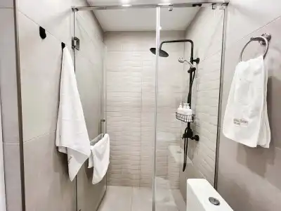 Motives Inn - 37