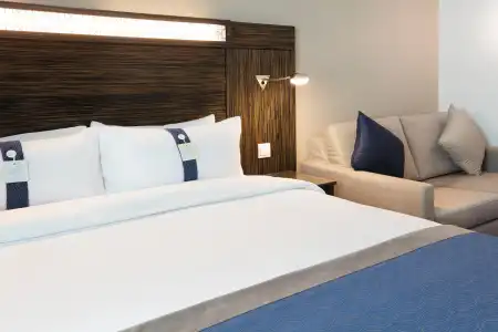  Holiday Inn Express Dubai - Safa Park, an IHG - 6