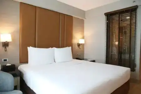 Ramada Sukhumvit Soi Eleven - 20