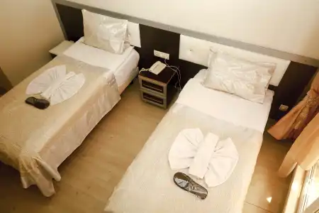 PEARL ISTANBUL - 5