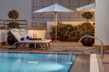 Royal Continental Suites Business Bay - Deluxe Apartments - 8
