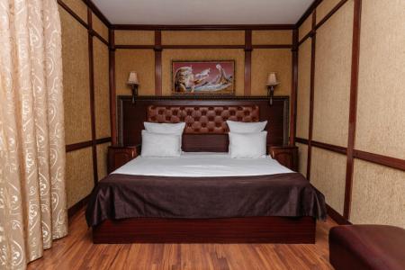 Staryij Rostov - 100