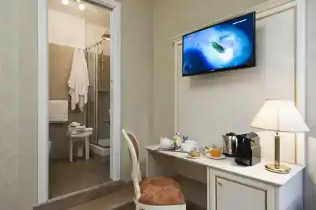 Relais Bocca di Leone Guest House - 74