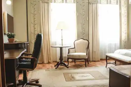 Gloria Business - 126