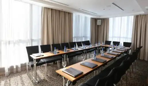 Tryp by Wyndham Abu Dhabi City Center - 1
