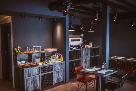 Joy 5 & Spa - 10