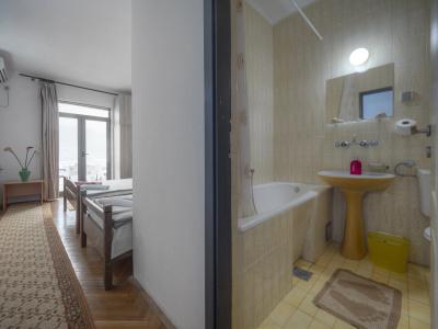 Madra Rooms and Apartments - 39