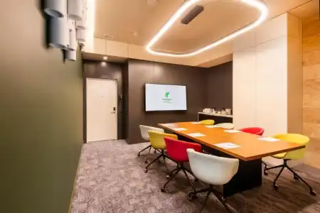 Holiday Inn - Republic Square, an IHG - 8