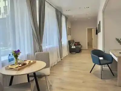 Travelto Petrovskiy Park - 102