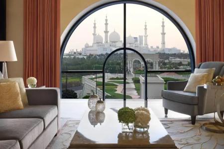The Ritz-Carlton Abu Dhabi, Grand Canal - 15