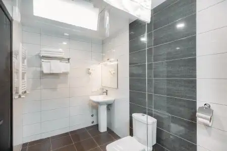 Mount Inn Kazbegi - 9