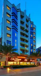 Pearl Marina Apartments LLC - 10