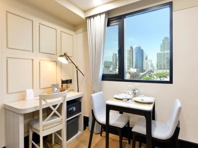 Oakwood & Residence - 40