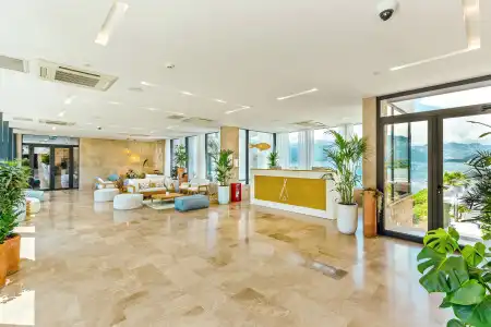 Monte Palm Beach - 1