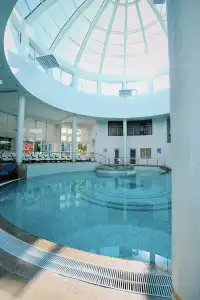 Ramada By Wyndham Yekaterinburg & Spa - 3