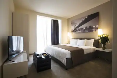 Opera Suite - 41